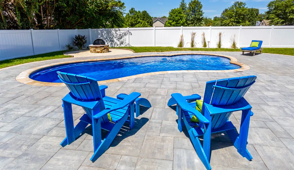 Leisure Pool's Eclipse fiberglass pool design